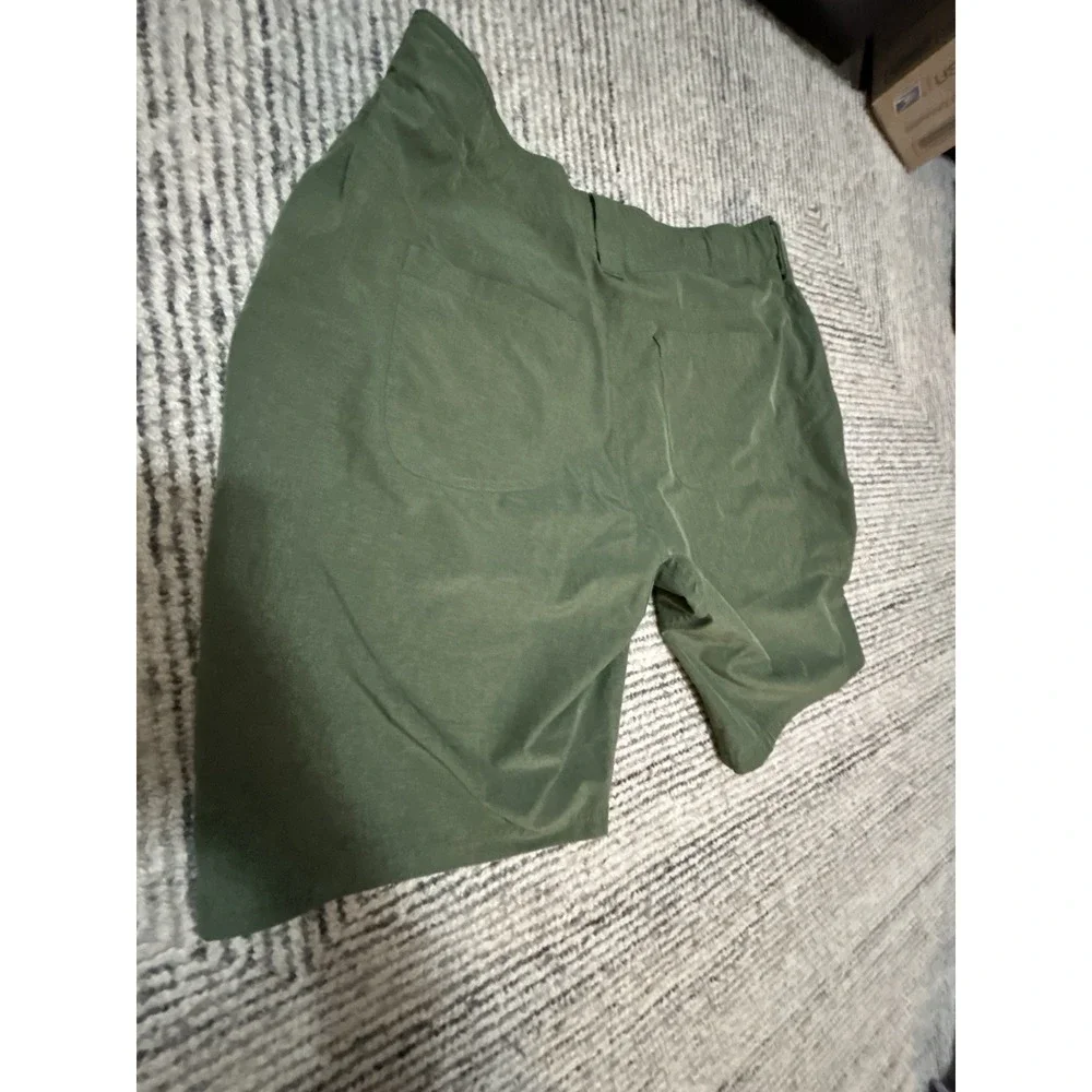 Club Ride Cycling Shorts Mens XL Green Stretch Zip Pocket Bike Trail
